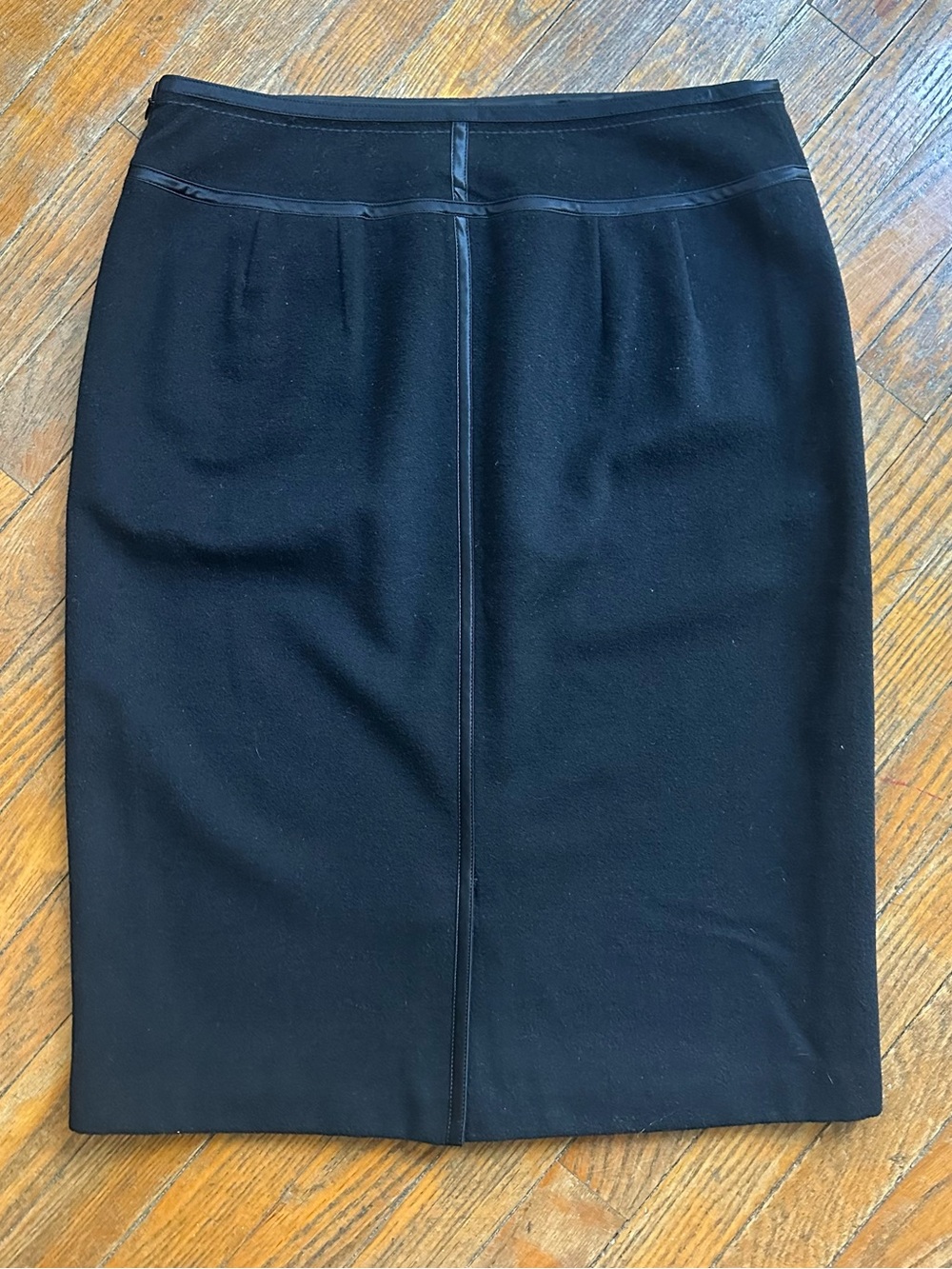 Ellen Tracy Wool Angora Pencil Skirt | Silk Trim | Black Career Skirt | Size 8